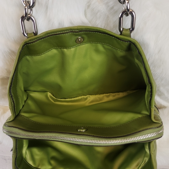 Coach "Chelsea" Green Leather Bag. - Picture 12 of 15